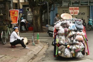 THE WATER PUPPET & CYCLO TOUR (2 hrs.) 8