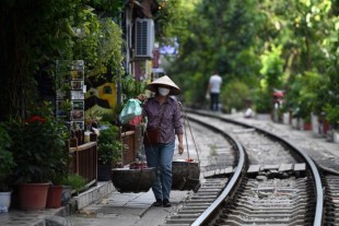HANOI RAILWAY WALK 5