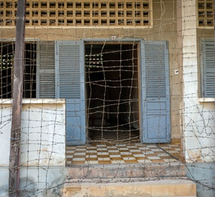 Siem Reap in deep Battambong and Phnom Penh by drive 4
