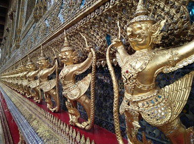 FULL DAY TEMPLES, GRAND PALACE & KLONG TOUR INCLUDE LUNCH 2