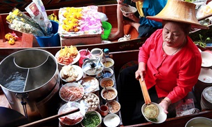 HALF DAY DAMNOEN SADUAK FLOATING MARKET TOUR 4