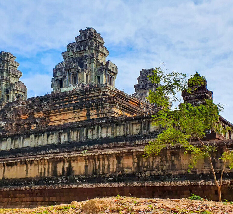 Tour Description: Explore Greate Angkor Complex (3 Days 2 Nights in Siem Reap)