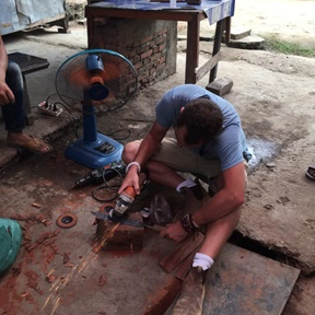 ITA-12: KNIFE MAKING WITH A MASTER BLACKSMITH