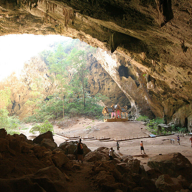 Coastal Escape Bangkok and Hua Hin 8 Days