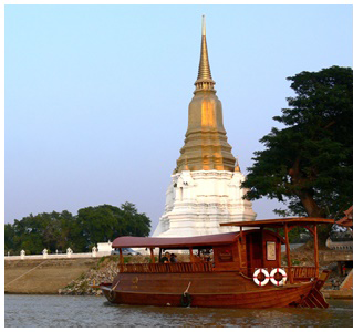 FULL DAY AYUTTHAYA BANG PA-IN BY VAN WITH LUNCH ON RICE BARGE